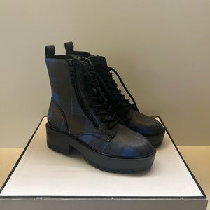 Guess Size 5.5M Fearne Combat Boot